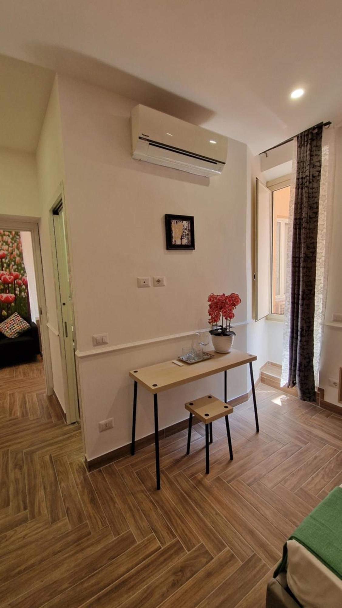 Susy'S Guest House - Room Spagna Rome Exterior photo